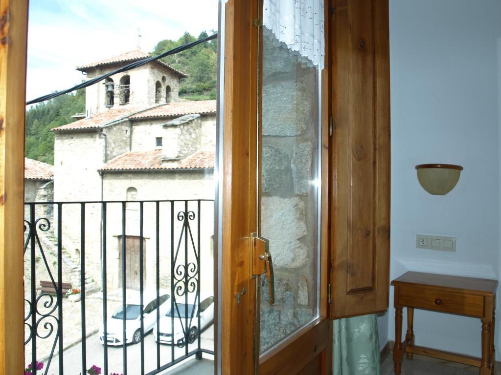 Hostal Cal Mestre Vilallonga de Ter Cameră foto